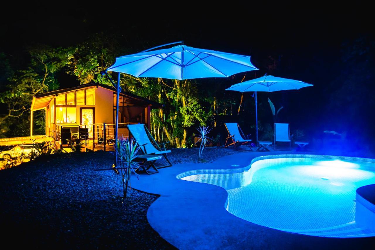 Oasis Uvita Bed & Breakfast ภายนอก รูปภาพ